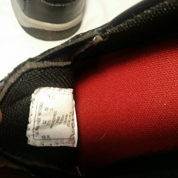 Roebuck and Co, boys black shoes - Picture 4 of 7